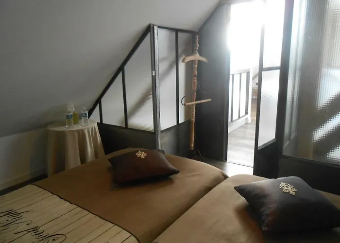 Aux Jardins De La Guyonnière 2 à 13 Personnes Casa de Férias Ruaudin